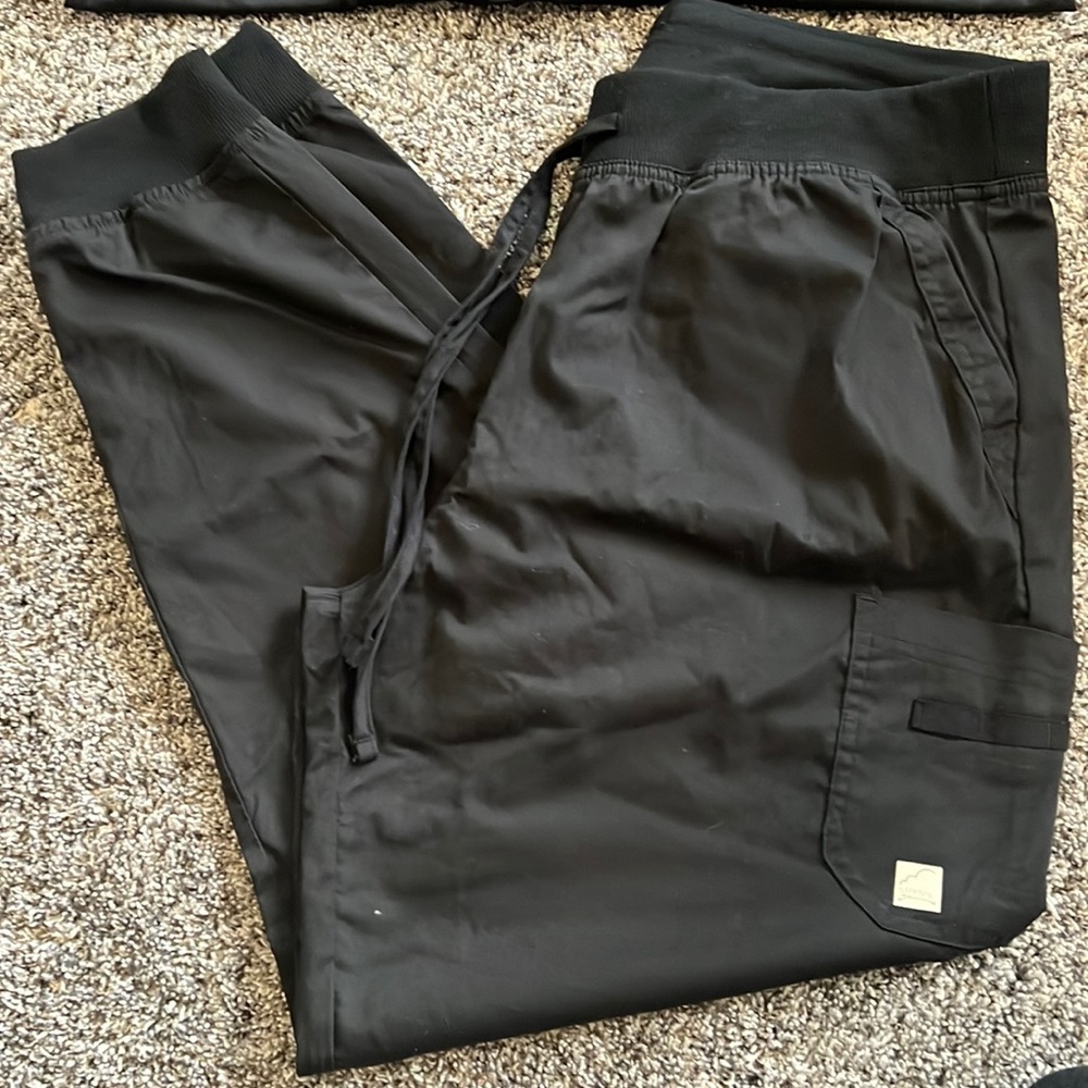 Scrubs/ joggers